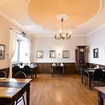 Eventlocation & Schloss Neuburg 호텔