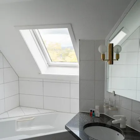 Eventlocation & Schloss Neuburg Hotel *