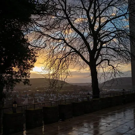 Eventlocation & Schloss Neuburg Hotel *