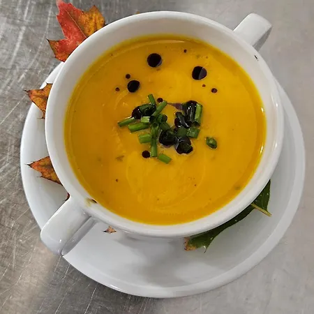 Hotel Eventlocation & Schloss Neuburg *