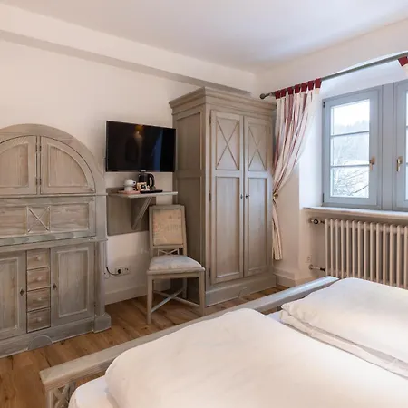 Eventlocation & Schloss Neuburg Hotel