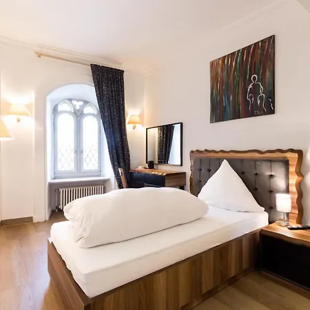 호텔 Eventlocation & Schloss Neuburg Obrigheim (Neckar-Odenwald-Kreis)