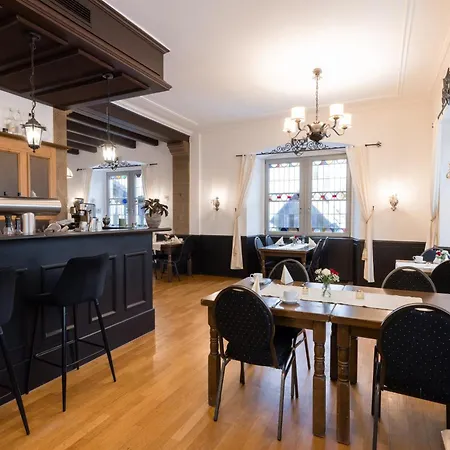 Eventlocation & Schloss Neuburg Hotel *