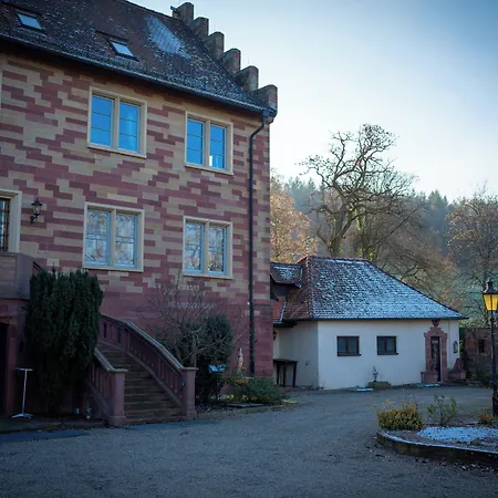 호텔 Eventlocation & Schloss Neuburg *