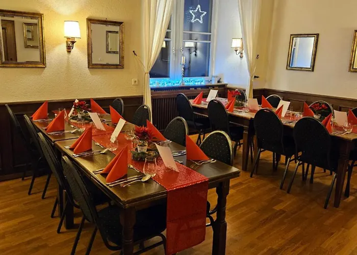 Отель Eventlocation & Schloss Neuburg Obrigheim (Neckar-Odenwald-Kreis)